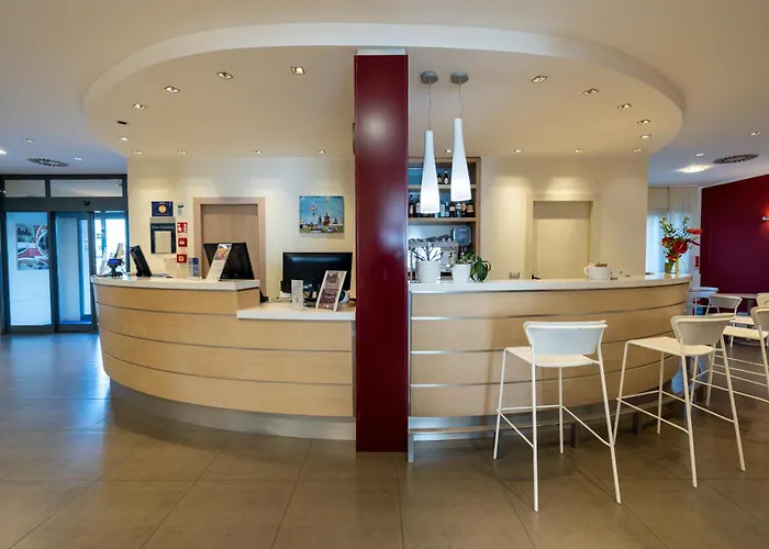 Best Western Palace Inn