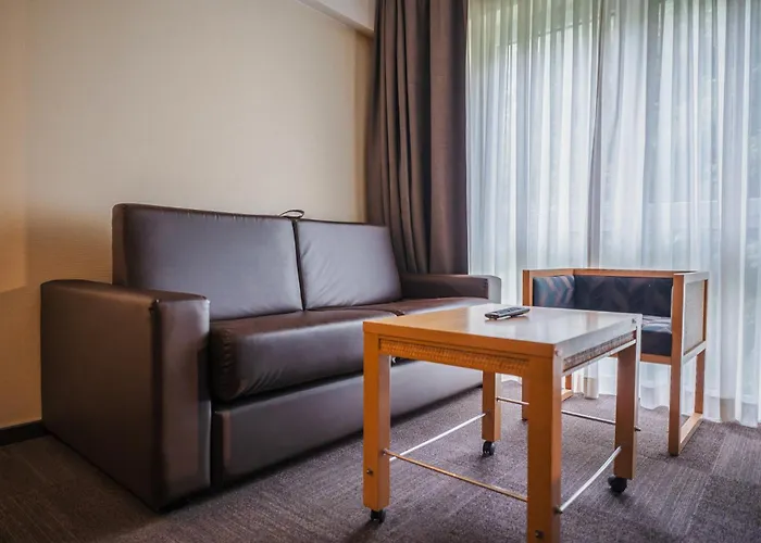 Hotel&Aparthotel Casteau Resort Mons