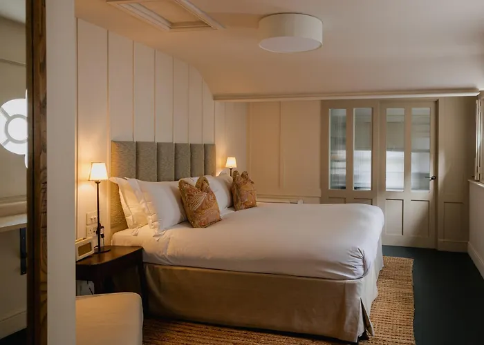 No 15 By Guesthouse,