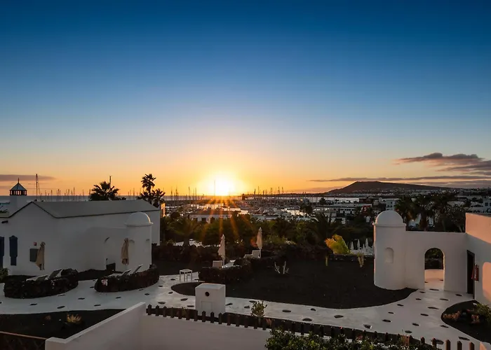Hotel Livvo Volcan Lanzarote Playa Blanca 