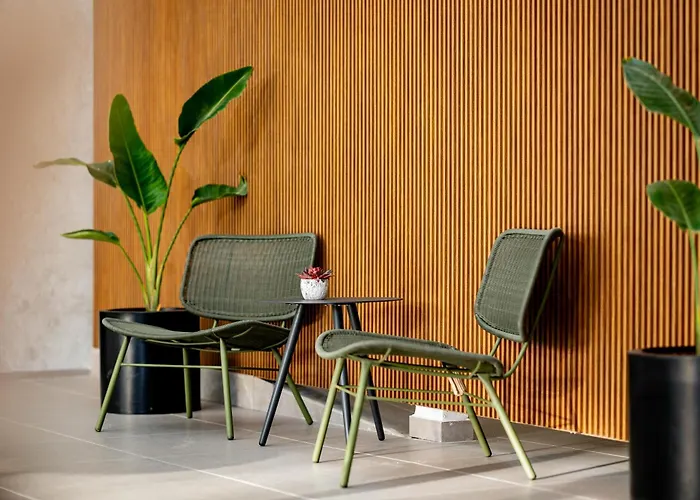 C Hotel Neve Ilan