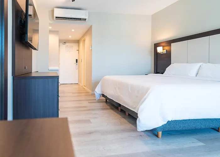 Holiday Inn Express Rosario By Ihg