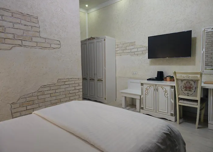 Ideal Hotel