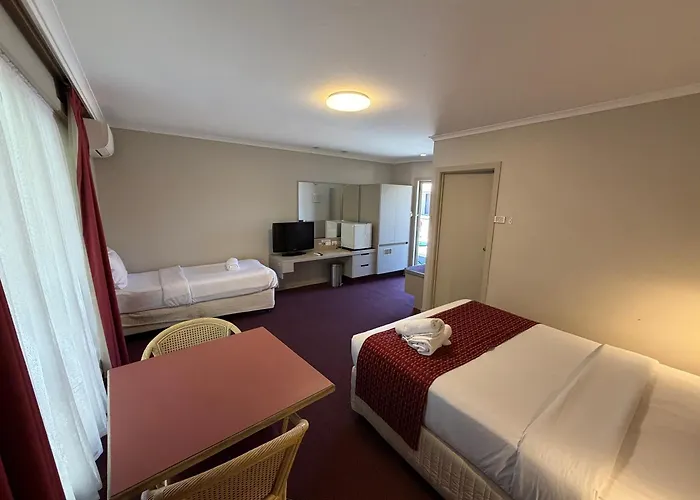 Ringwood Lake Inn