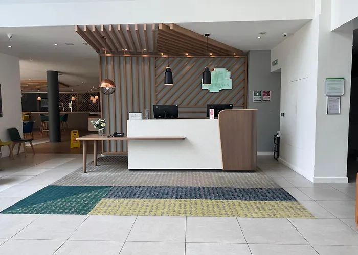 Holiday Inn By Ihg