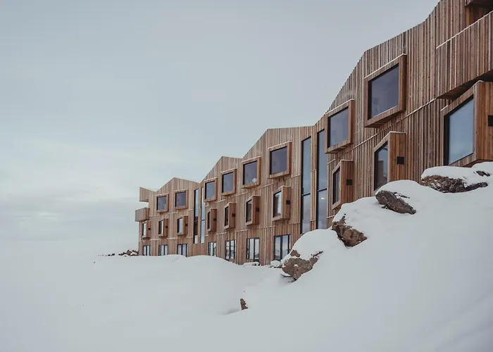 Highland Base Kerlingarfjöll