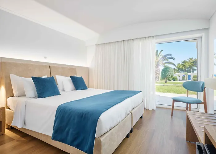 Comer Kinetta Beach