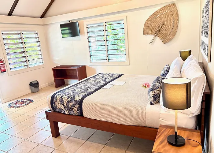Blue Lagoon Beach Resort Naisisili