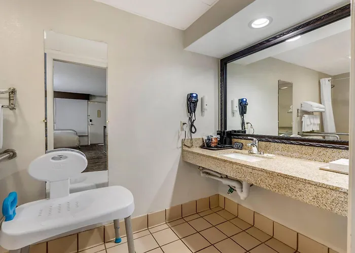 Quality Inn & Suites Easley - Greenville