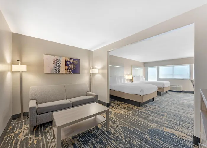 Best Western Plus Killeen - Fort Cavazos Hotel & Suites