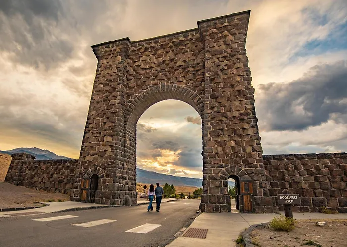 Ridgeline Hotel At Yellowstone, An Ascend Collection Hotel Gardiner