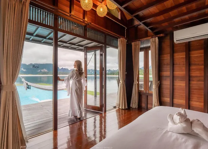 500 Rai Floating Resort
