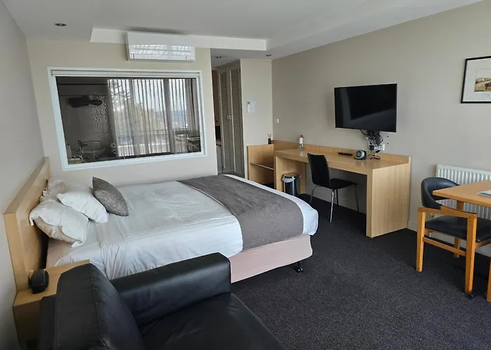 Richmond Henty Hotel