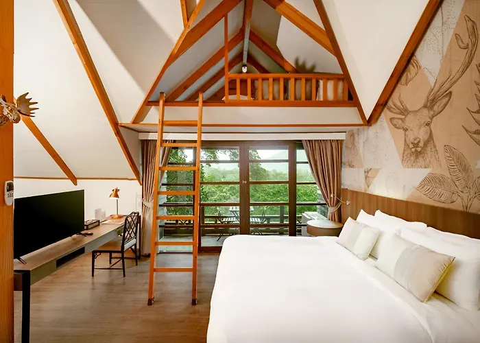 Issara Boutique Winery Hotel Muak Lek