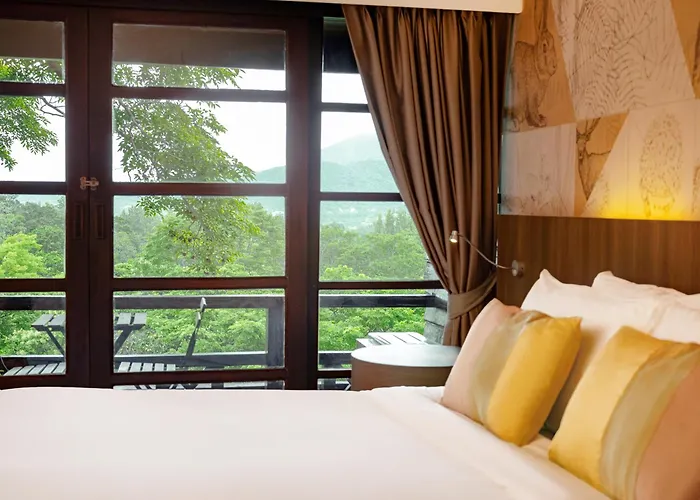 Issara Boutique Winery Hotel Muak Lek