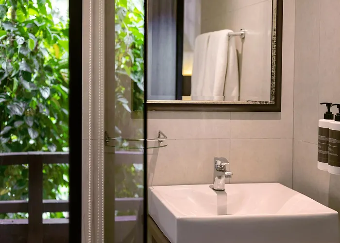 Issara Boutique Winery Hotel Muak Lek
