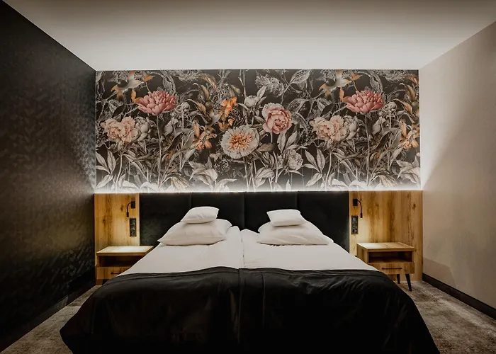 Hotel Palac Poledno