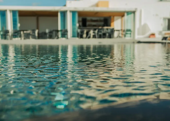 Serenità Luxury Suites Akrotírion