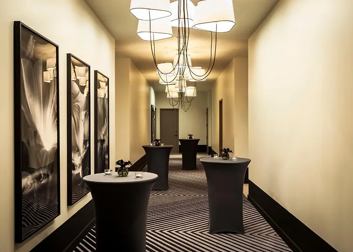 Kimpton La Peer Hotel West Hollywood By Ihg