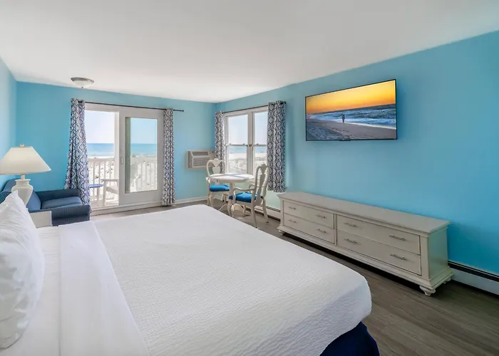 Drifting Sands Oceanfront Hotel