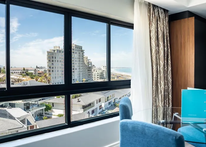 Blaauwberg Beach Hotel Bloubergstrand