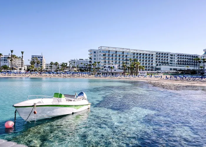 Chrysomare Beach Hotel & Resort Ayía Nápa