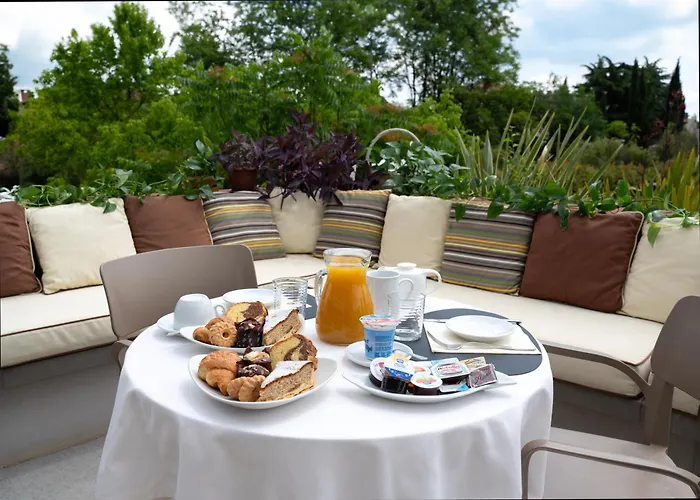 Porta Altinia Suites