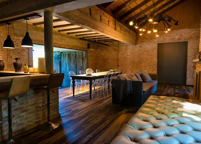 Be House Suites & Spa