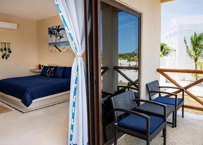 Ateneaholbox Boutique Hotel - Optional Beach Club Access & Breakfast
