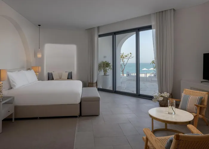Anantara Retreat Santorini Abu Dhabi - Adults Only Hotel Al Rahba