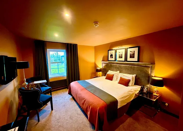 The Fenwick Hotel