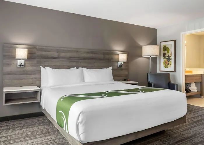 Amsterdam Inn & Suites, An Ascend Collection Hotel Fredericton