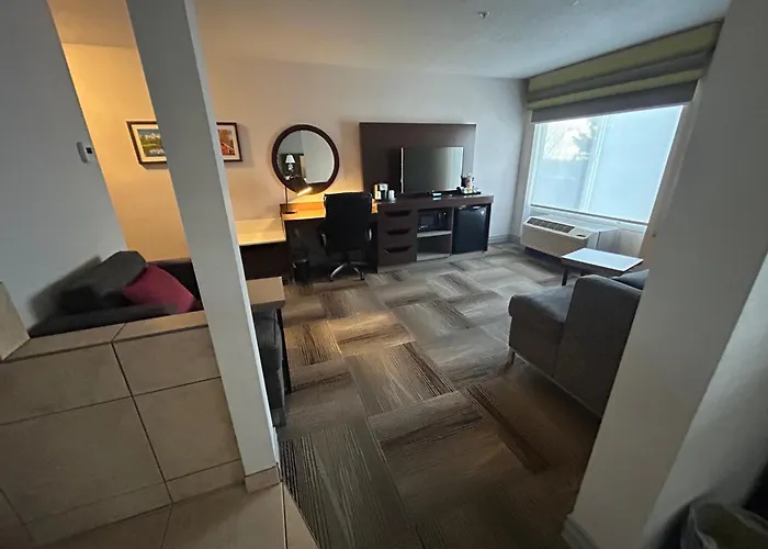 Country Inn & Suites By Radisson, Idaho Falls At The Mall