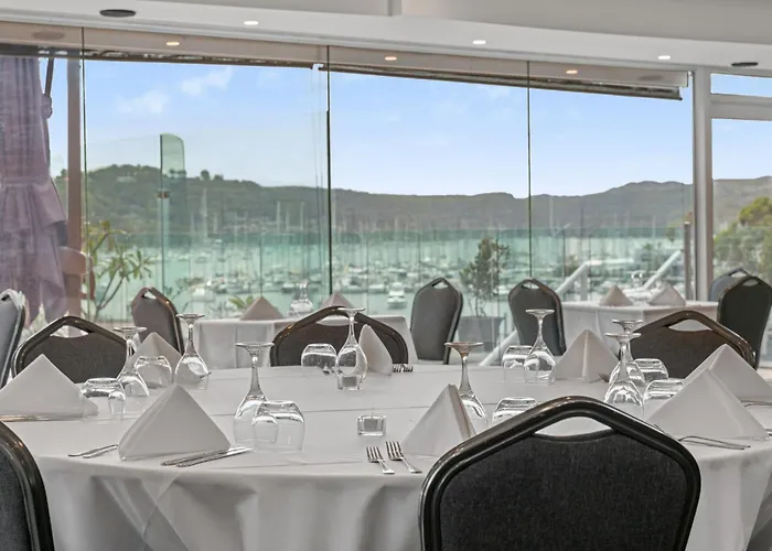 Silkari Mirage At Newport Hotel