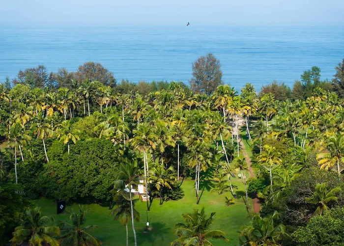Marari Beach Resort Alleppey - A Cgh Earth Experience