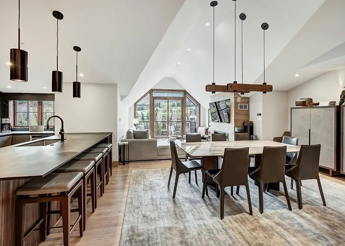 Legendary Lodging At The Ritz Carlton Residences Vail, A Vail Resorts Property