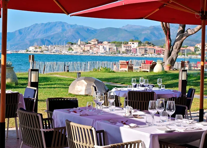 Hotel La Roya