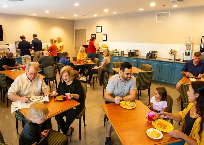Country Inn & Suites By Radisson, Harrisburg West Mechanicsburg