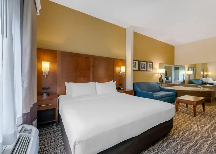Comfort Suites Lady Lake - The Villages