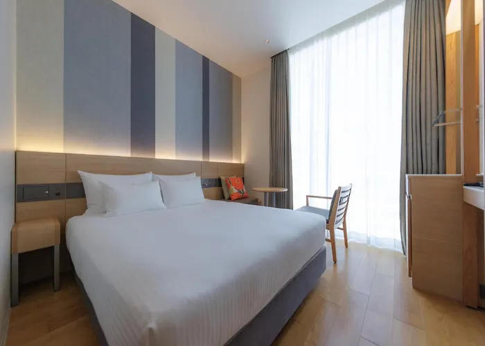 Jr Kyushu Hotel Blossom Naha