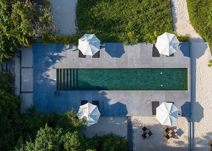Tamu Koh Rong Hotel Pagoda Beach