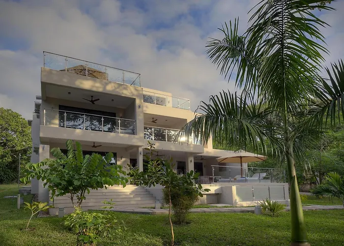 Almanara Luxury Boutique Hotel & Villas