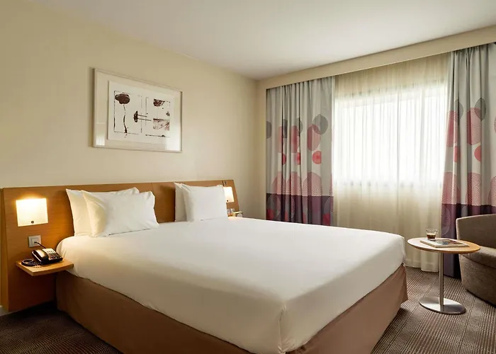 Novotel Paris La Defense Esplanade Courbevoie
