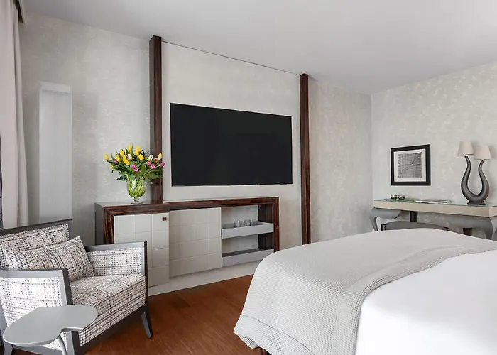 Hotel Eden Roc - The Leading Hotels Of The World Ascona