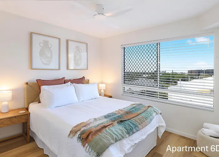 Beachside Resort Kawana Waters Buddina