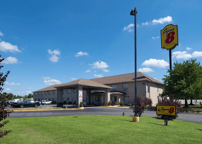 Super 8 By Wyndham Kokomo
