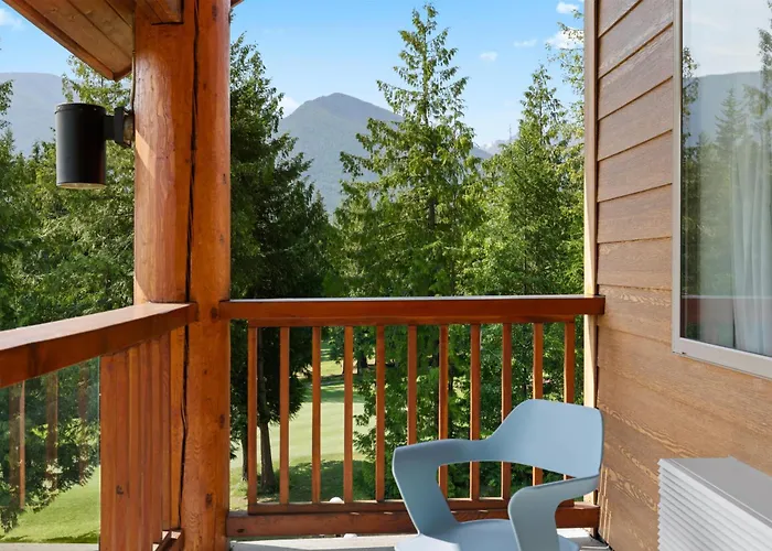 Kootenay Lakeview Resort BW Signature Collection Balfour