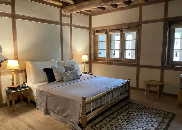 Serena Shigar Fort