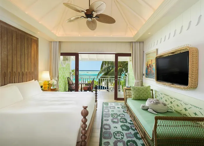 Saii Lagoon Maldives, Curio Collection By Hilton Emboodhoo Lagoon