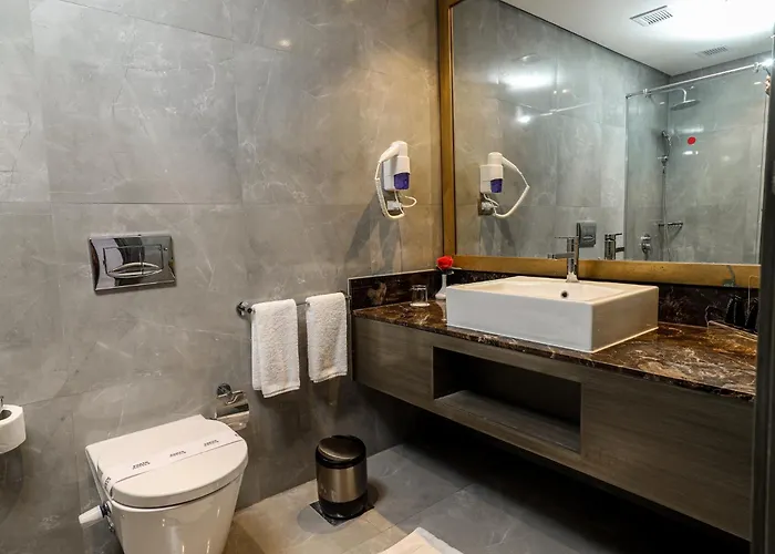 Porto Said Hotel & Spa